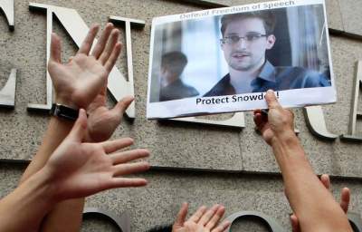 David Brooks, Tom Friedman, Bill Keller Wish Edward Snowden Had Just Followed Orders